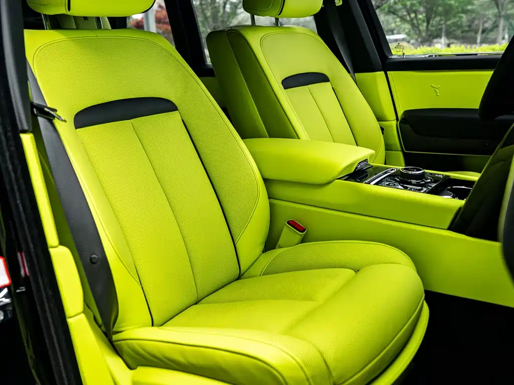 Cullinan Black Badge
