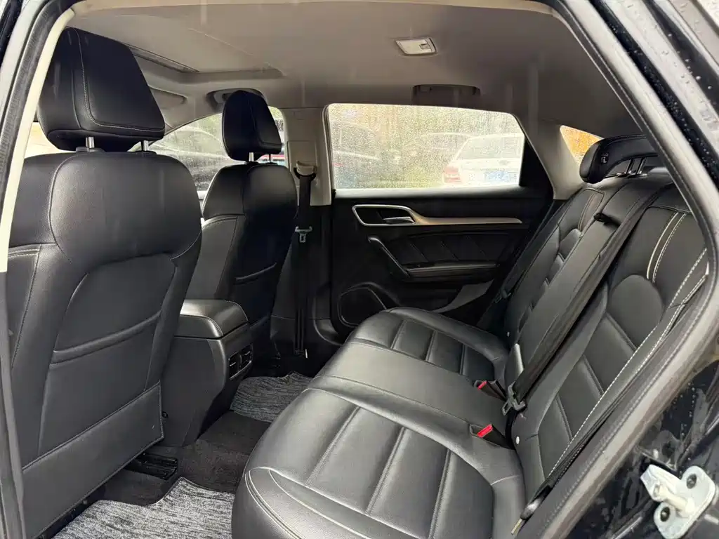MG6 20 T Auto Luxury Connected CN-V