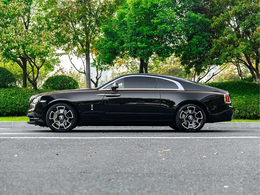 Wraith 6.6 T Black Badge