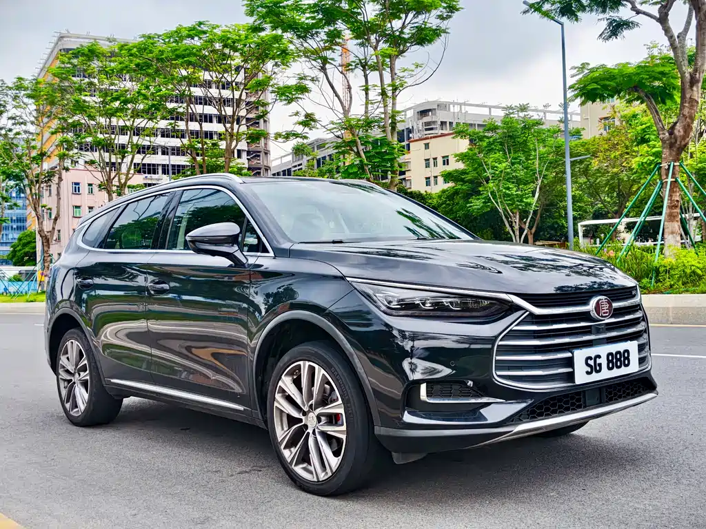 Tang 2.0 T Auto Connected Honored 7-seat CN-VI