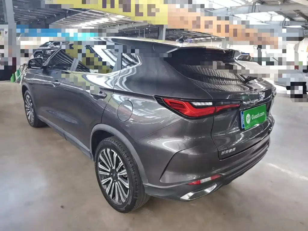 Changan Oshan X5 1.5 T DCT Distinguished