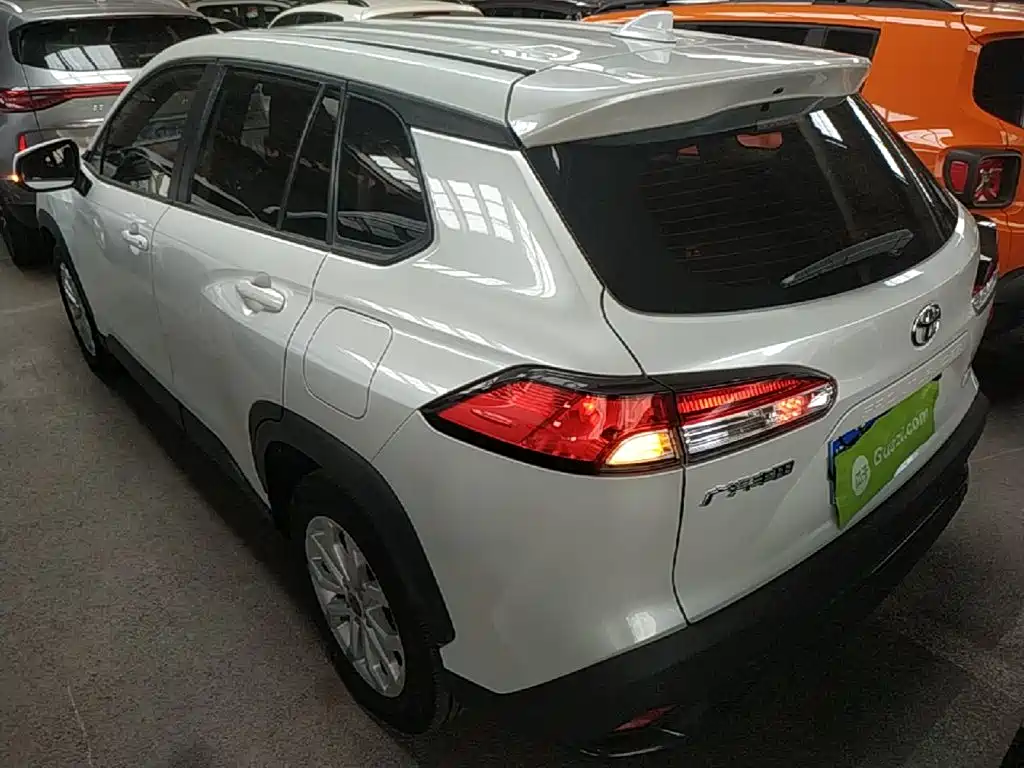 Frontlander 2.0 L CVT Leading