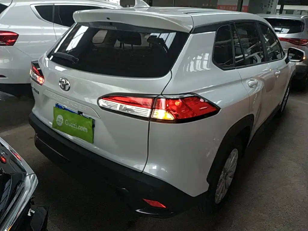Frontlander 2.0 L CVT Leading