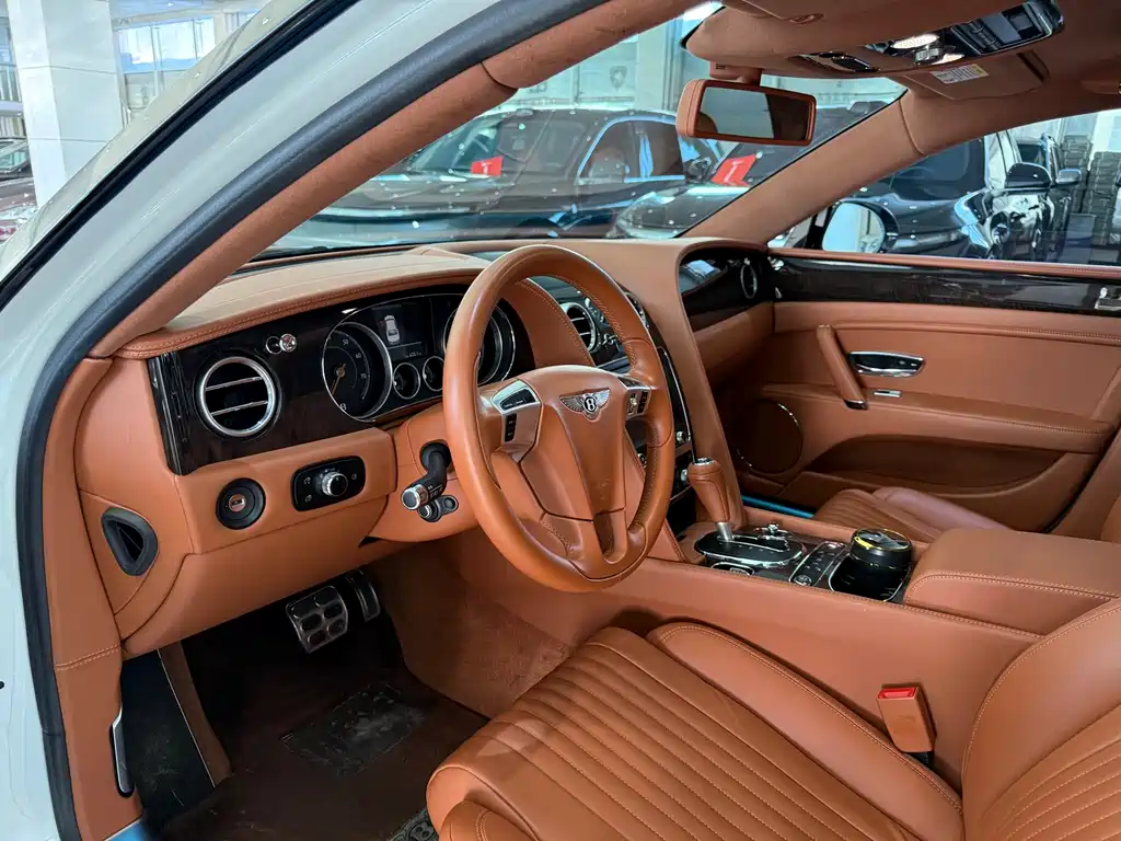 Flying Spur 4.0 T V8 Standard