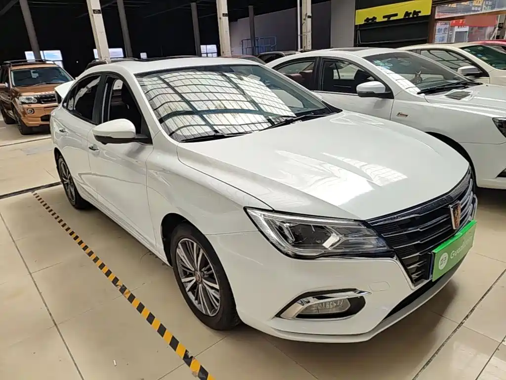 Roewe i5 1.5 L Auto 4 G Connected Bright Grand