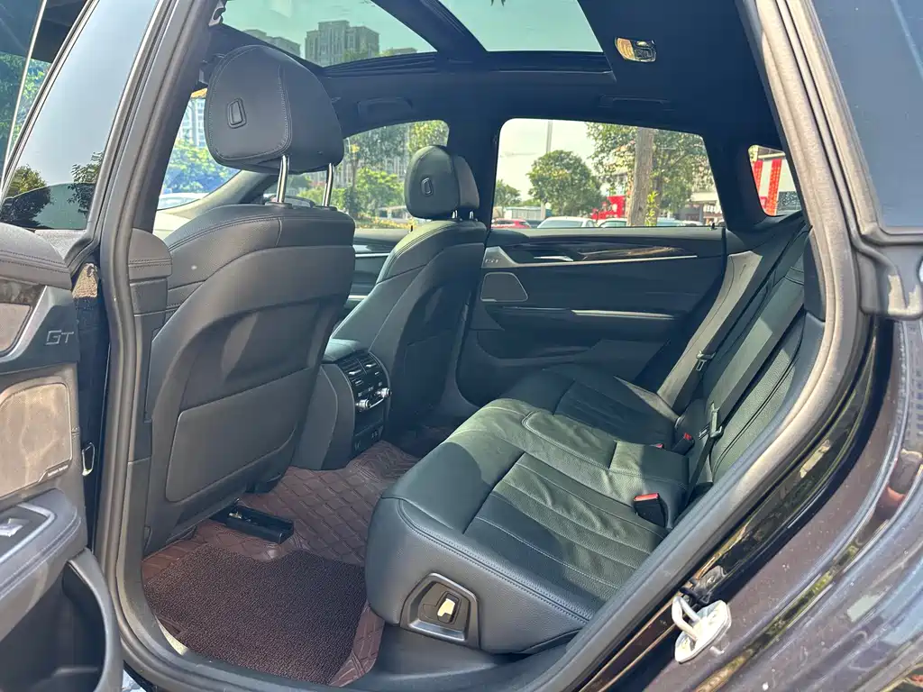 BMW 6 Series GT 630 i M Sport Package