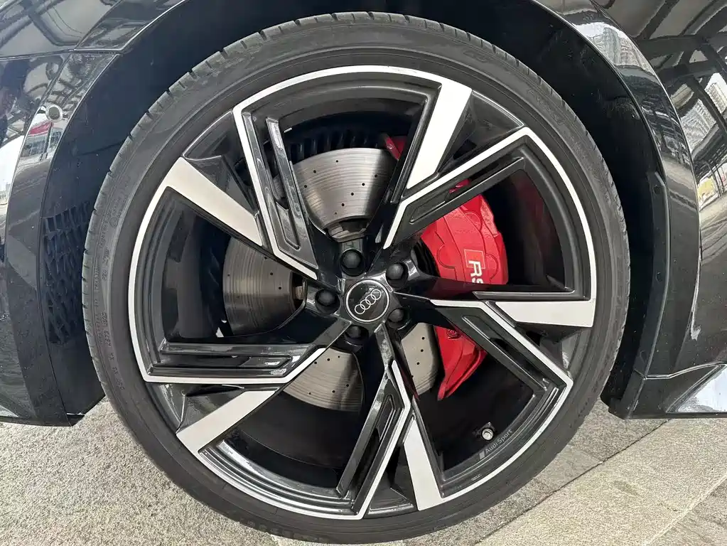 Audi RS 6 RS 6 4.0 T Avant