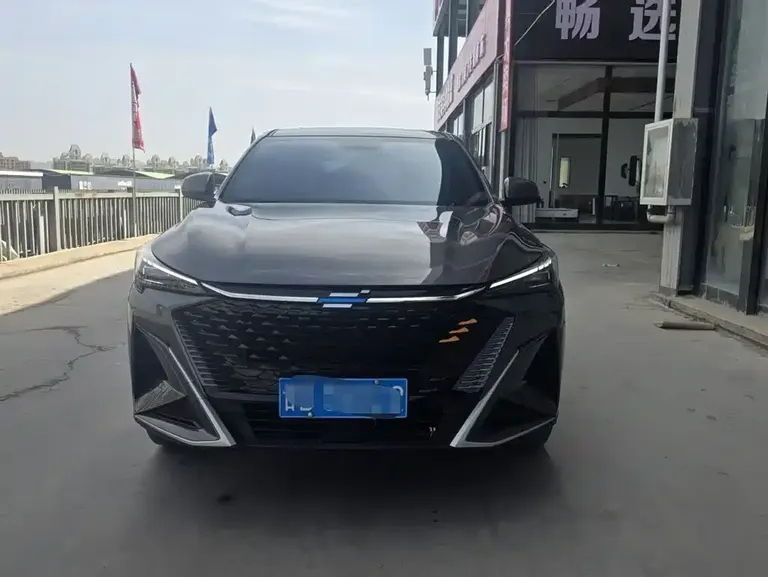 Changan Oshan X5 PLUS 1.5 T DCT Pioneer