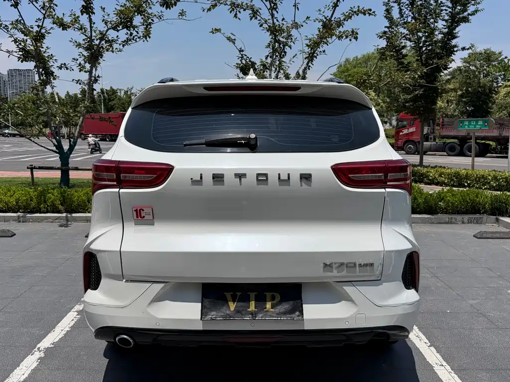 Jetour X70 1.5 T DCT Joy Travel 5-seat