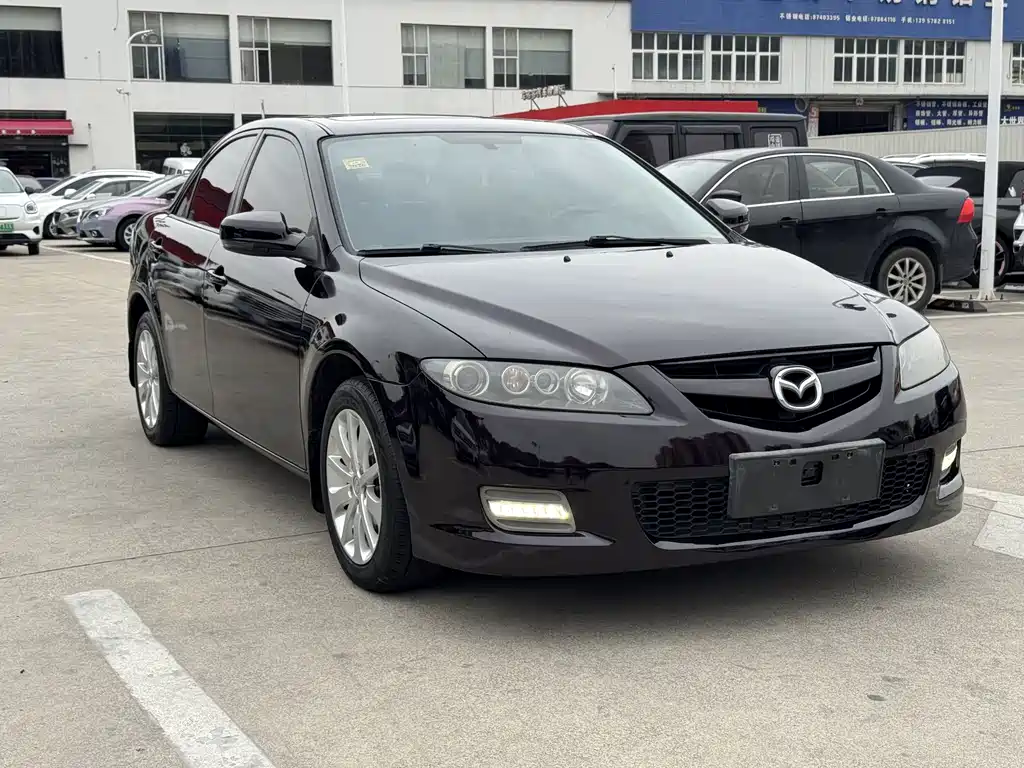 Mazda 6 2.0 L Auto Fashion