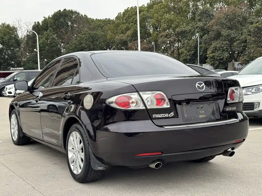 Mazda 6 2.0 L Auto Fashion