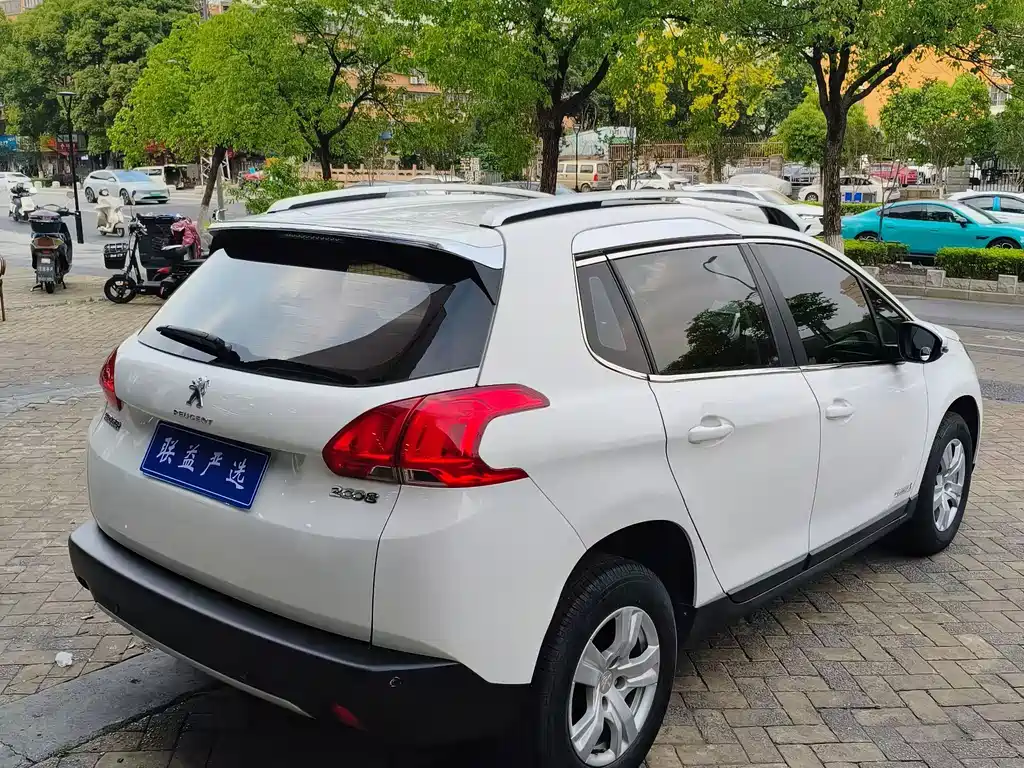 Peugeot 2008 2014 1.6 L Auto Trendy