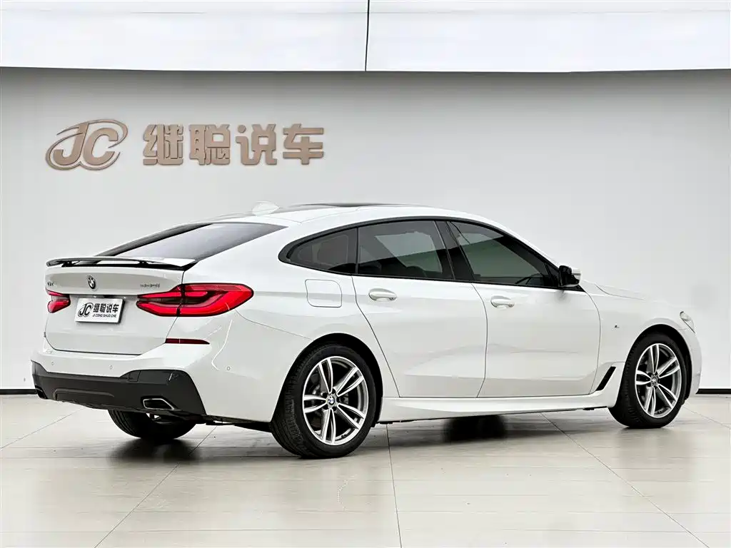 BMW 6 Series GT 630 i M Sport Package