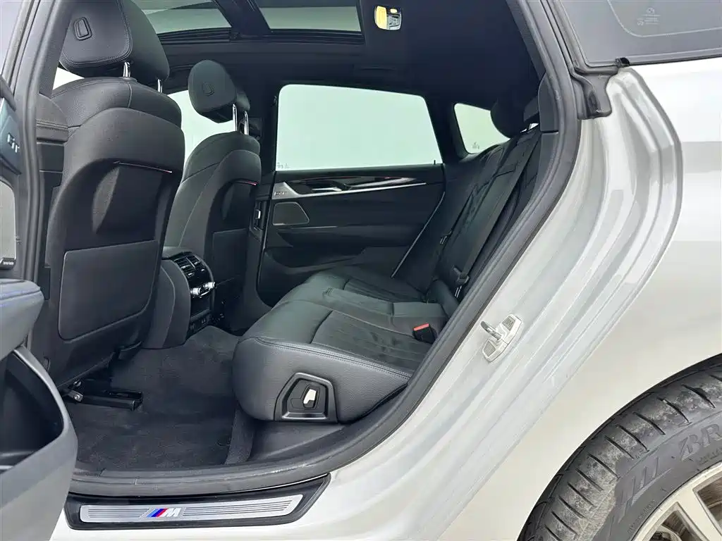 BMW 6 Series GT 630 i M Sport Package