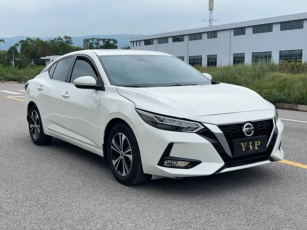 Sylphy 1.6 L CVT Joy