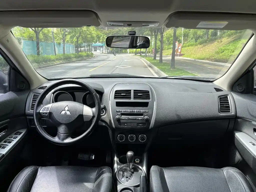 ASX 劲炫ASX 2016款 2.0 L CVT两驱领航版