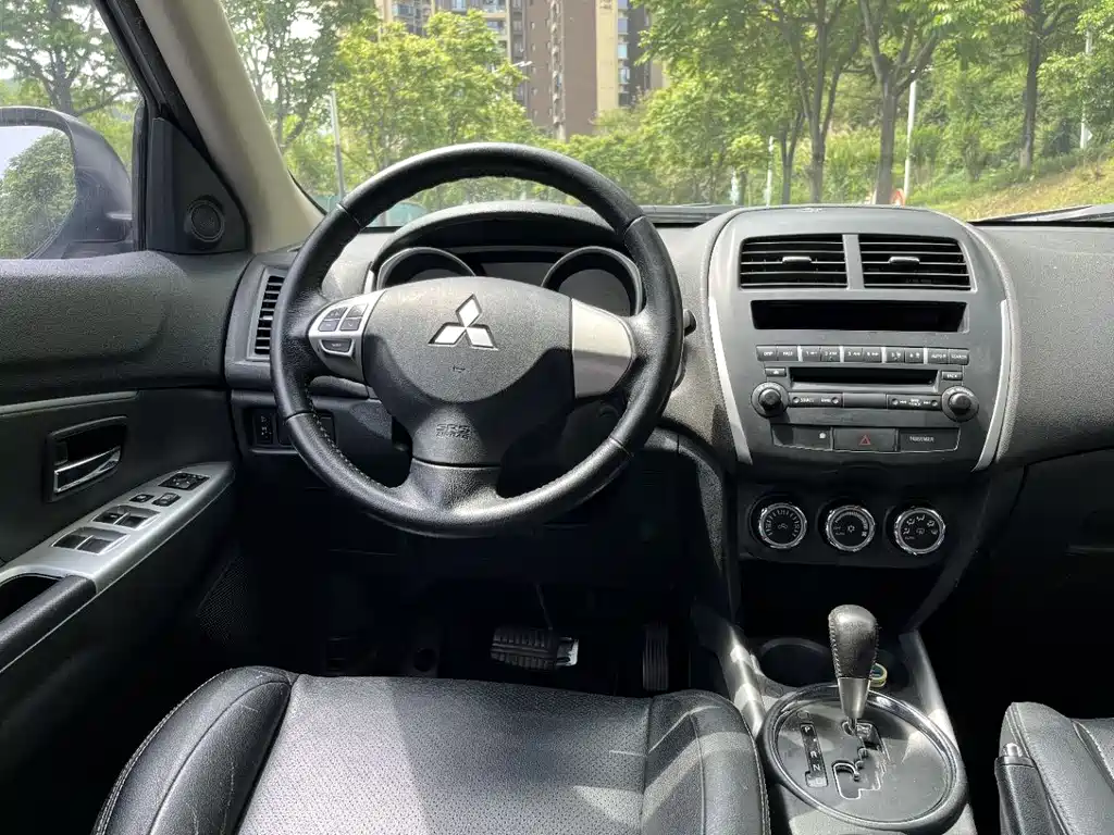 ASX 劲炫ASX 2016款 2.0 L CVT两驱领航版