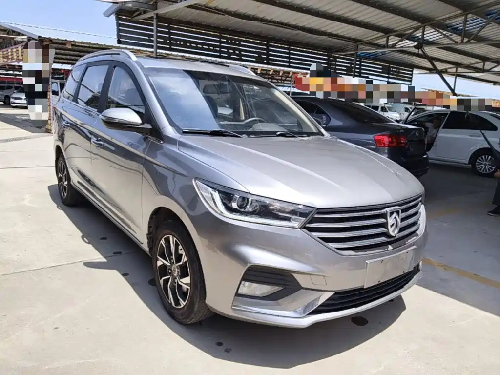 Baojun 360 1.5 L Auto Luxury CN-V