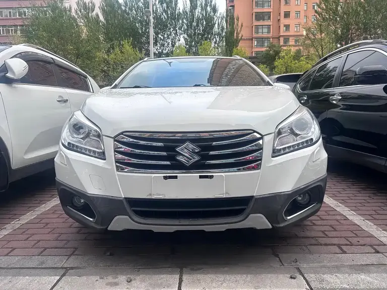 Suzuki S-Cross 1.6 L CVT 4 WD Distinguished