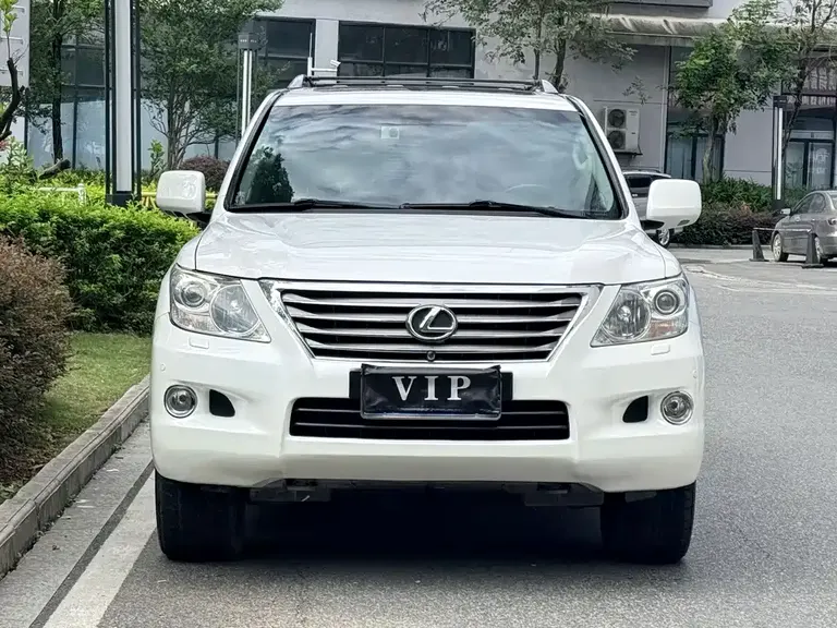 Lexus LX 570