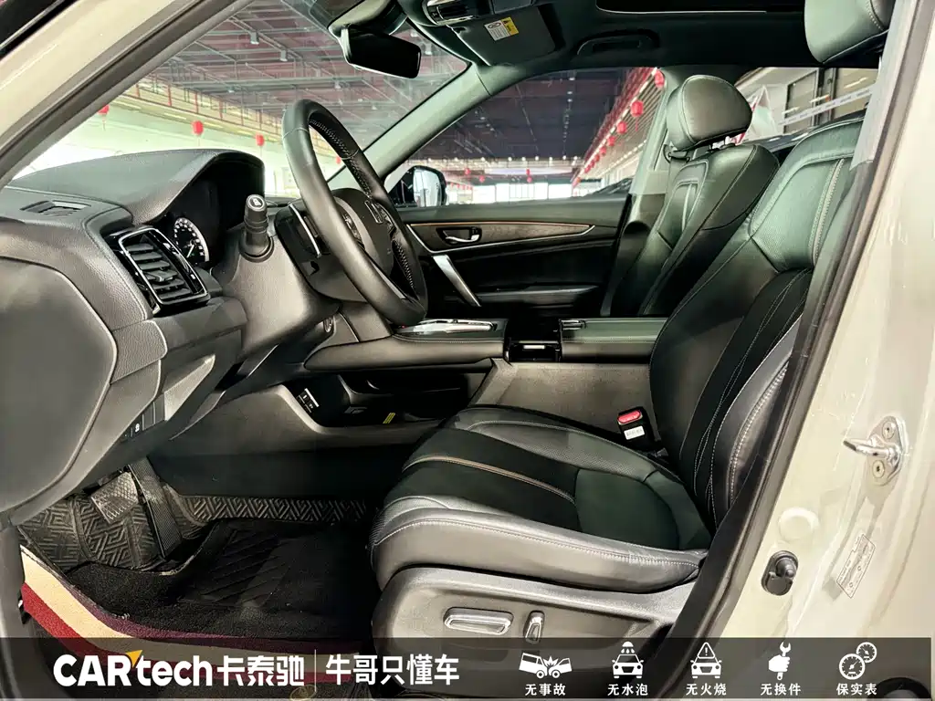 Honda UR-V 370 TURBO 4 WD Premium