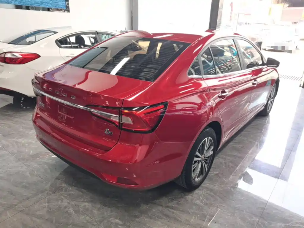 Roewe i5 1.5 L Auto 4 G Connected Bright Grand