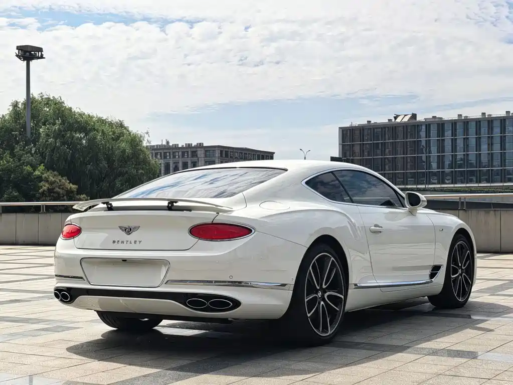 Continental GT 4.0 T GT V8