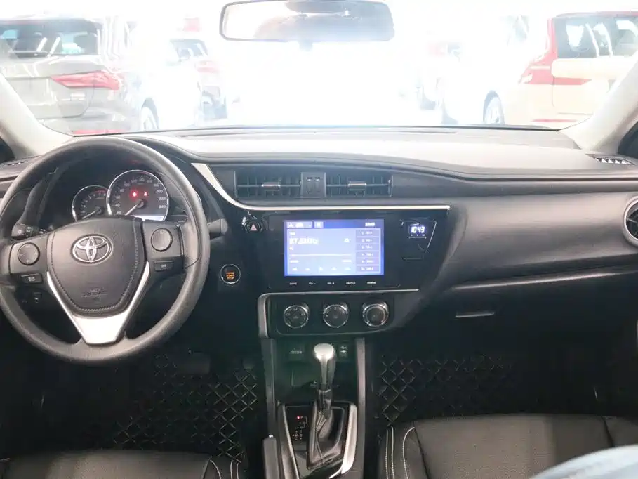 Levin Facelift 185 T CVT Elite CN-V
