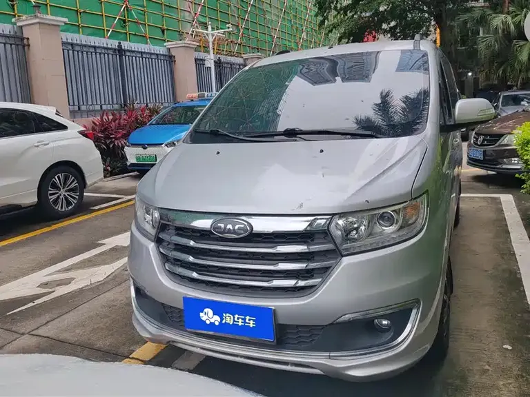 JAC Refine M3 瑞风M3 2019款 宜家版 1.8 L 豪华智能型