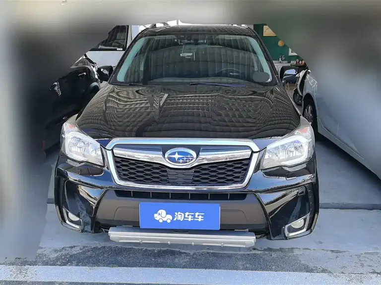 Subaru Forester 2.0 T Auto Distinguished Navigation