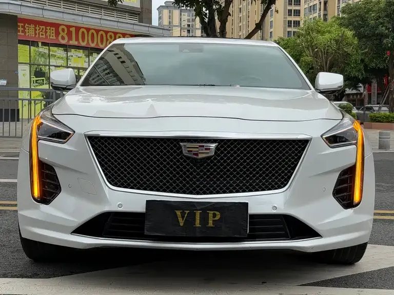 Cadillac CT6 28 T Distinguished