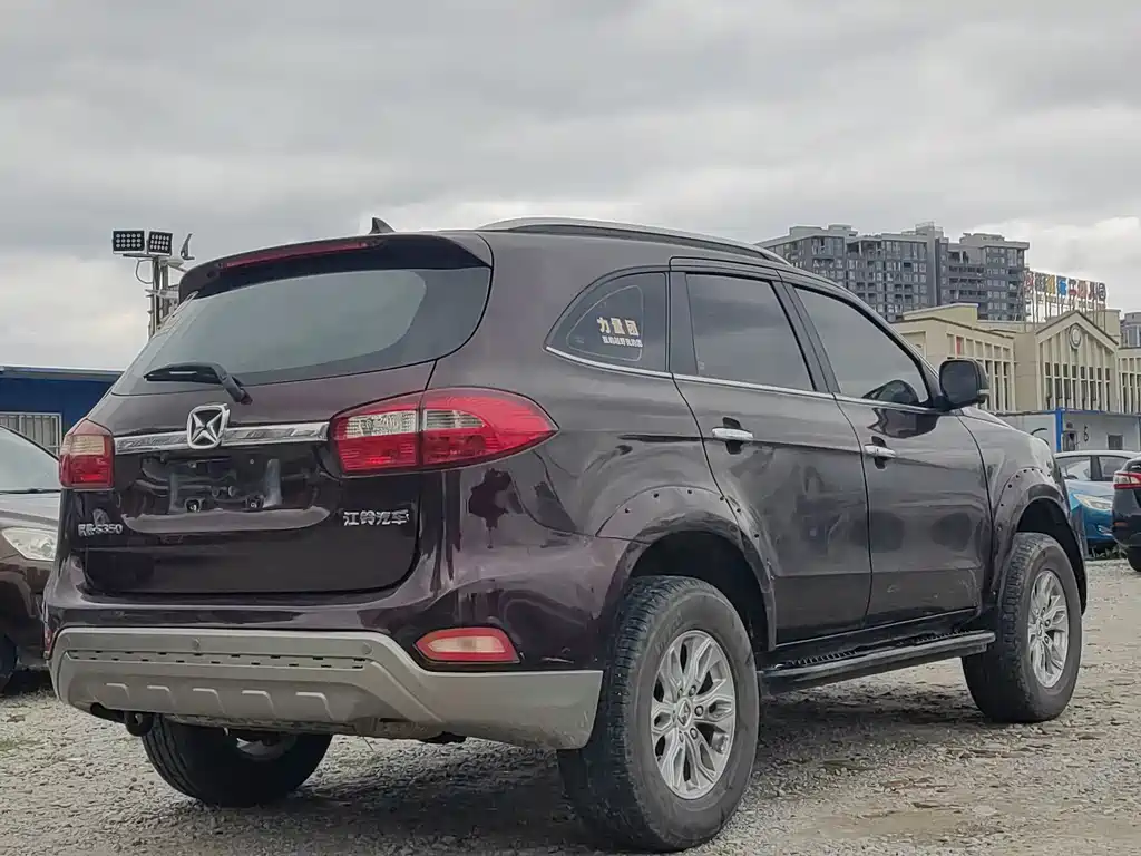 Yusheng S350 2.0 T Auto 2 WD Diesel Luxury Sunroof5-seat