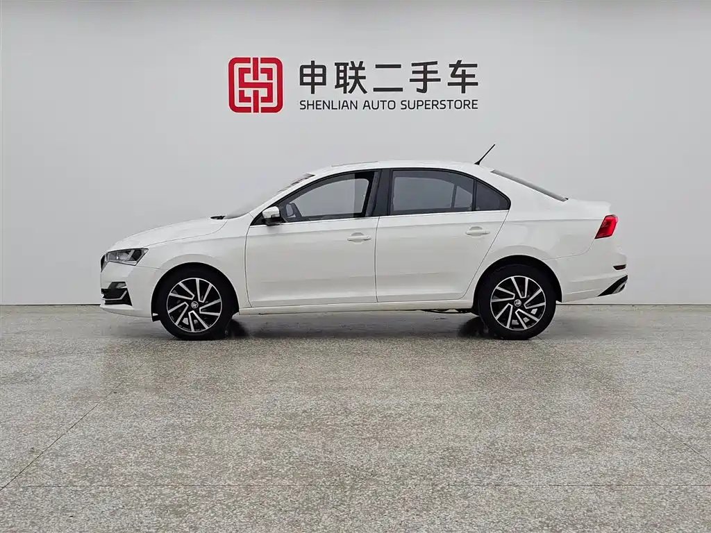 Rapid 1.5 L Auto Comfort Enjoyment