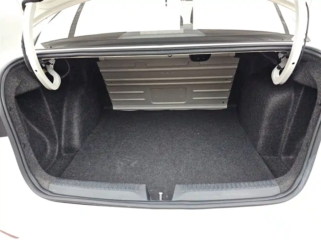 Rapid 1.5 L Auto Comfort Enjoyment