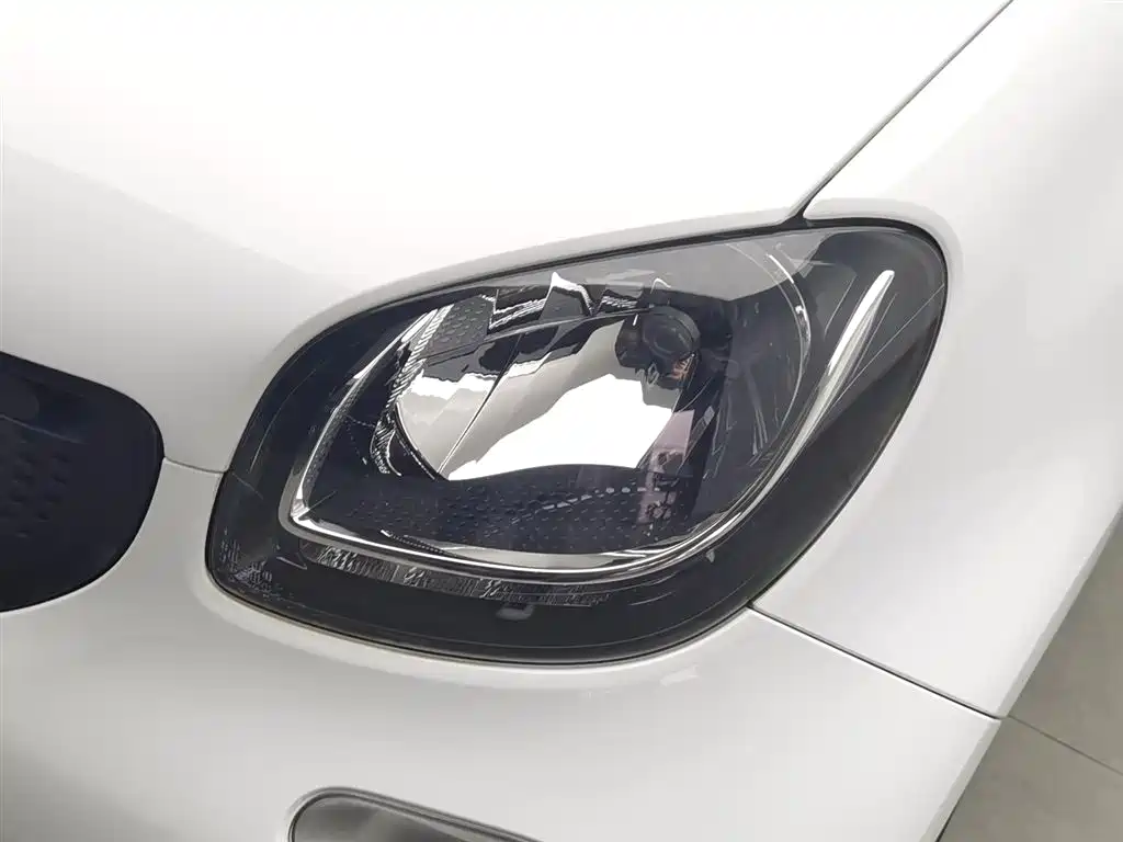 smart fortwo 1.0 L 52 kW Hardtop Agile CN-V