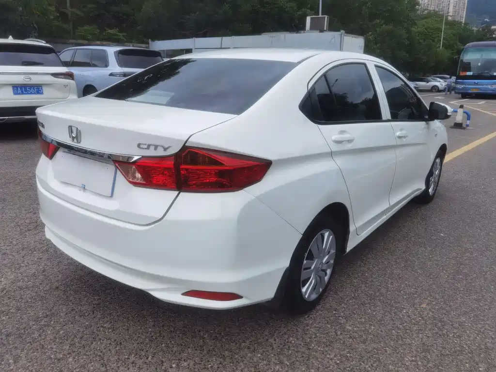 City 1.5 L CVT Comfort
