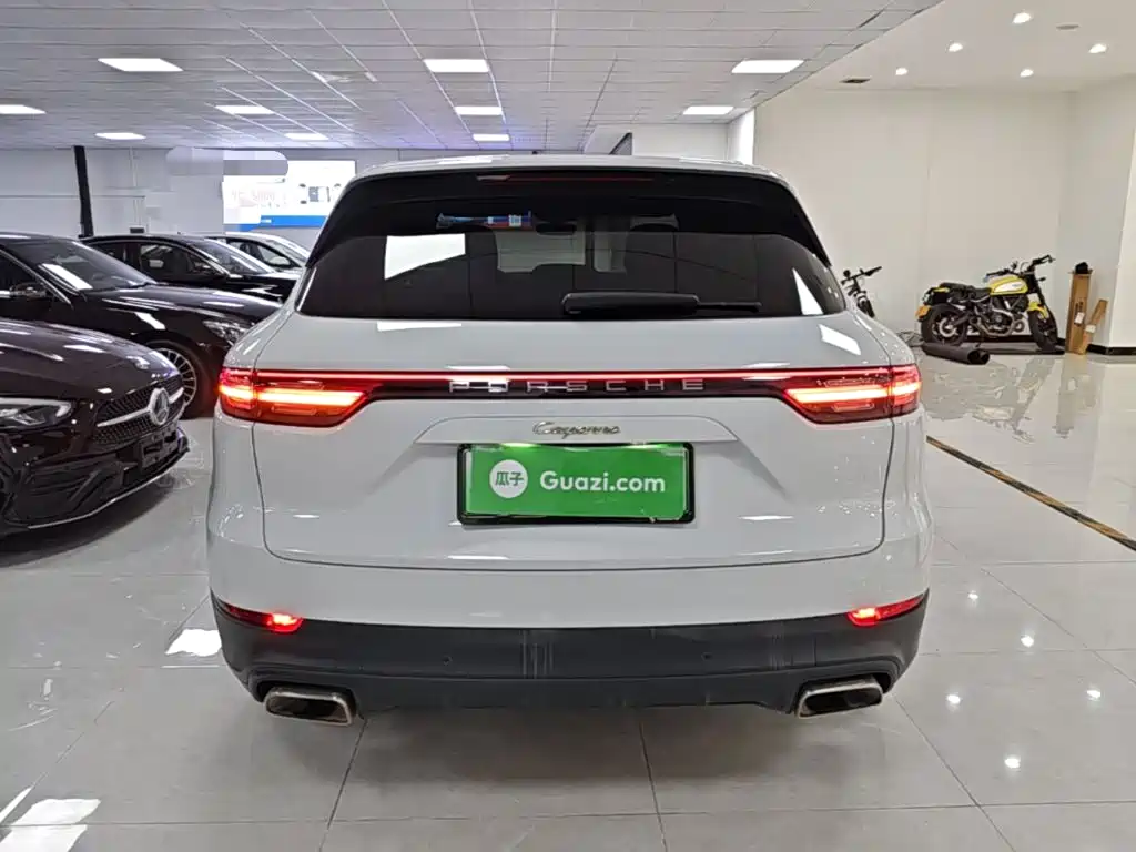 Cayenne NEV Cayenne E-Hybrid 2.0 T
