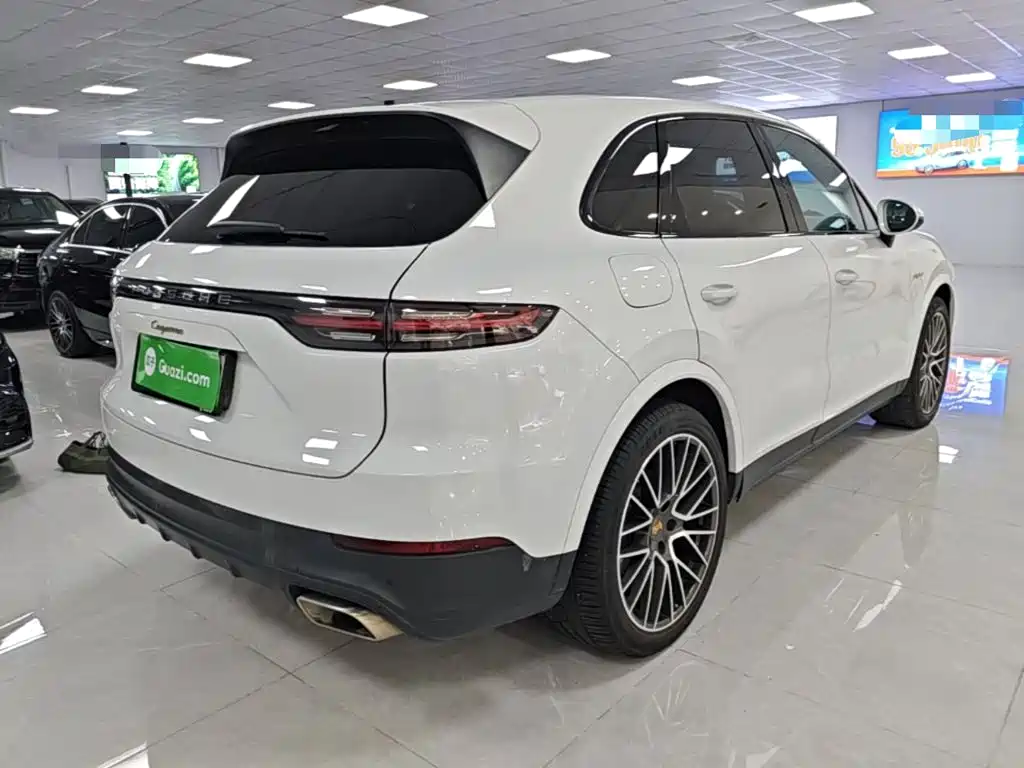 Cayenne NEV Cayenne E-Hybrid 2.0 T