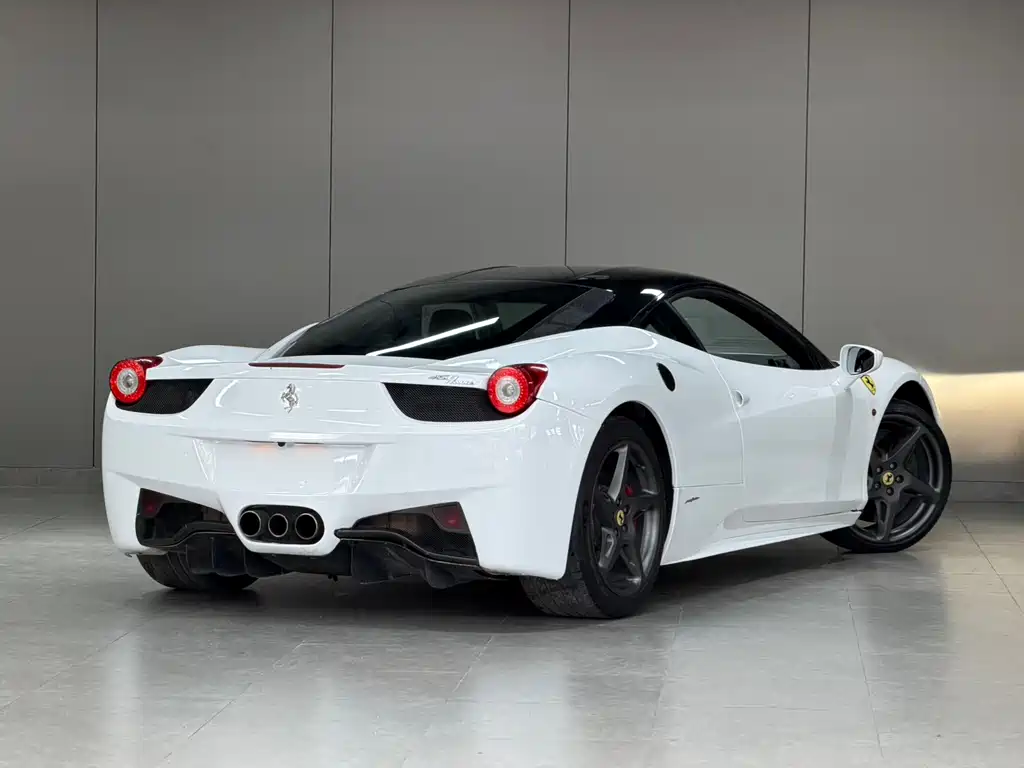 Ferrari 458 4.5 L Italia