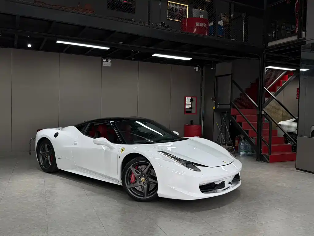 Ferrari 458 4.5 L Italia