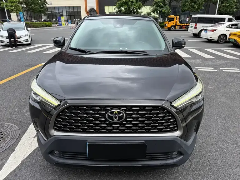 Toyota Corolla Cross 卡罗拉锐放 2023款 2.0 L 尊享版