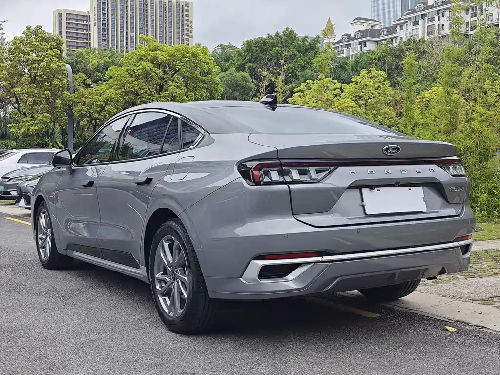 Mondeo EcoBoost 245 Luxury