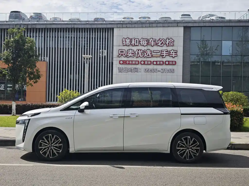 Trumpchi E8 NEV 传祺E8 PHEV 2024款 150 km PRO