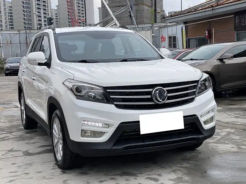 Fengguang S560 1.8 L CVT Elite