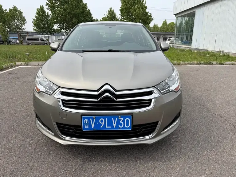 Citroën Citroen C4 L 1.8 L Auto Luxury