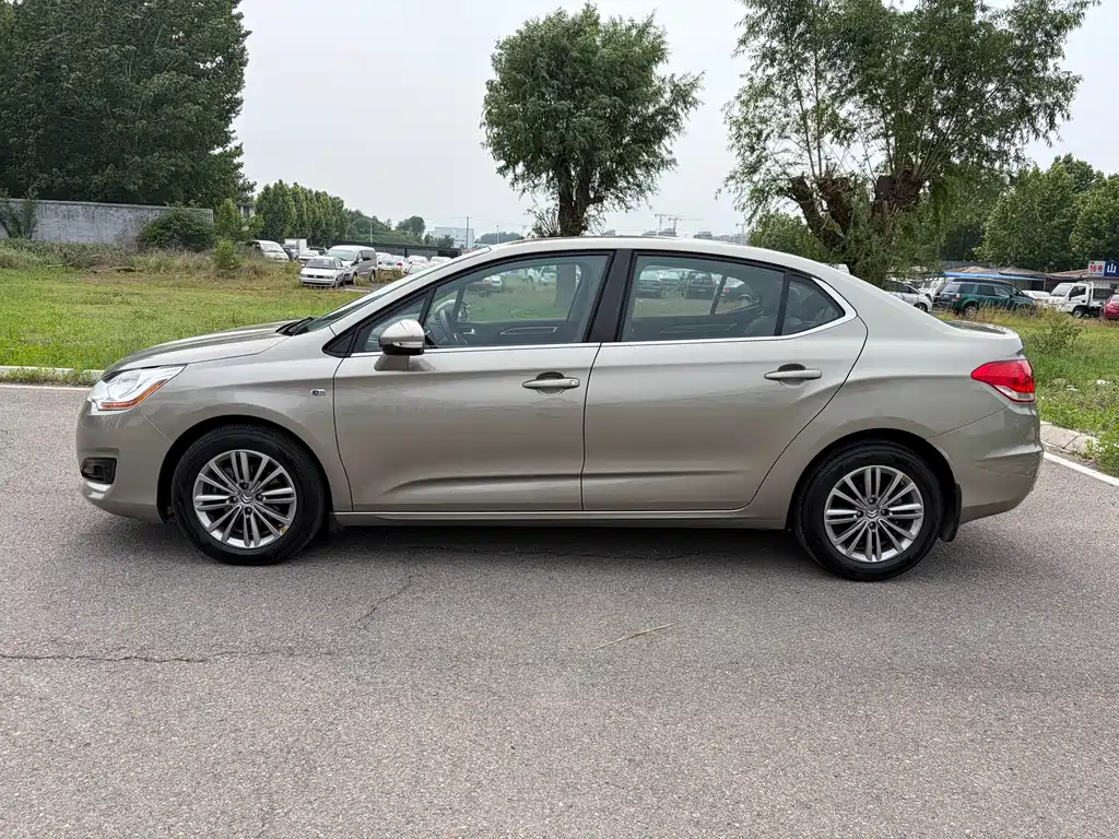 Citroen C4 L 1.8 L Auto Luxury