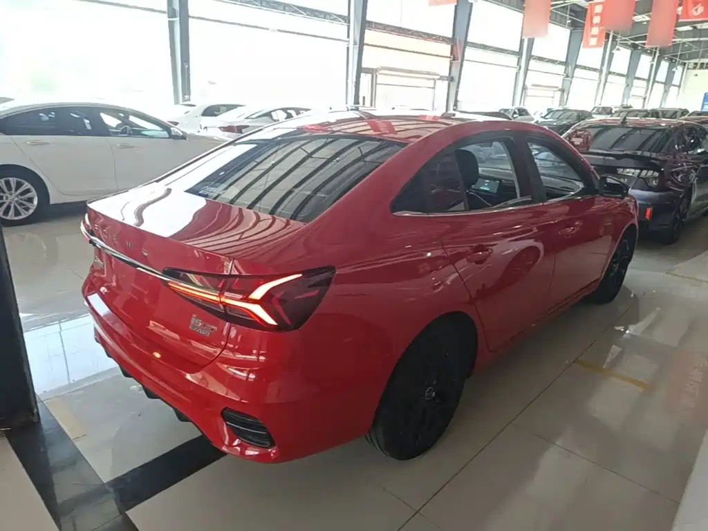 Roewe i5 荣威i5 2021款 1.5 T GT DCT音速版