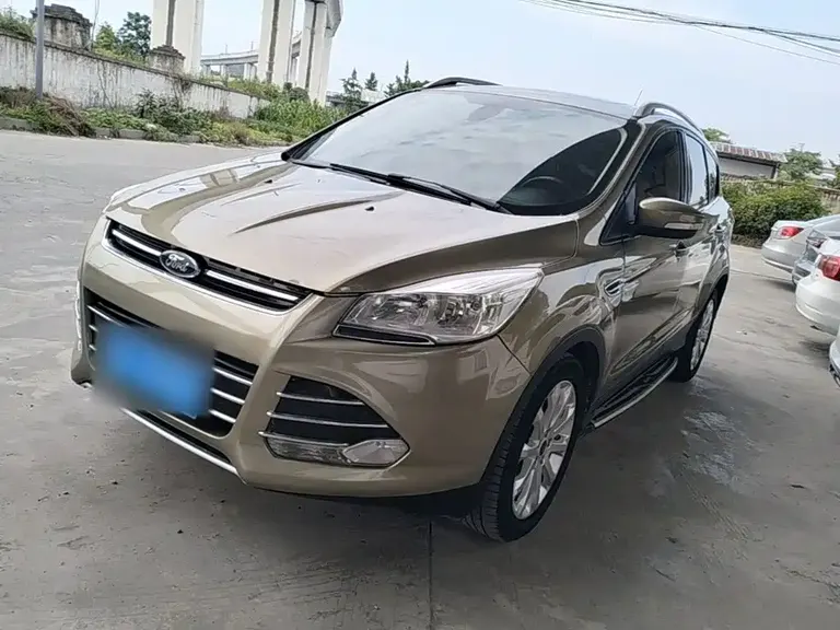 Ford Kuga 1.5 L GTDi 2 WD Style