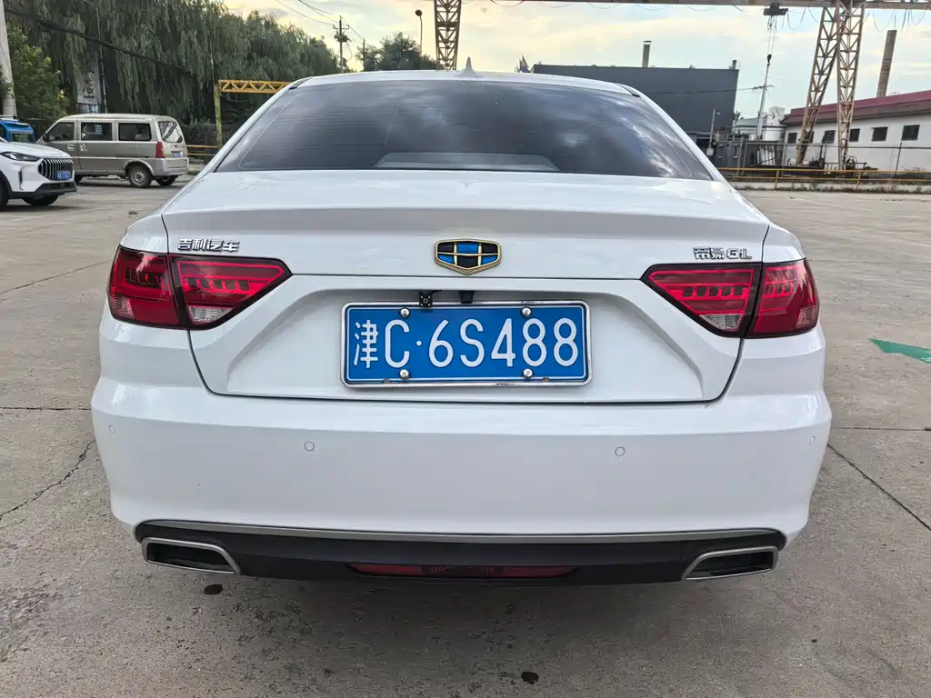Emgrand GL 1.3 T DCT Distinguished