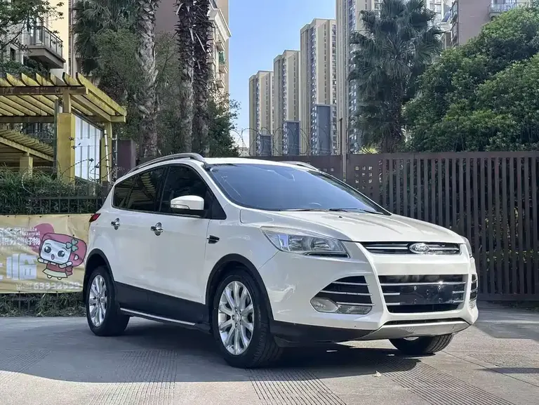 Ford Kuga 1.5 L GTDi 2 WD Style